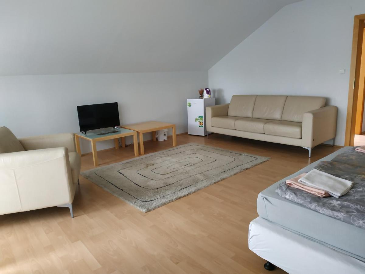 Apartmany Puerto Сенець Екстер'єр фото